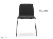 Chaise empilable Inga 5669, assise en cuir et pied luge