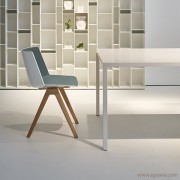 Chaise de réunion pieds bois chêne naturel