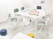 Chaises de réunion Odei, coque en prolypropylène, assise et dossier tapissés