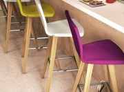 Tabourets de bar Moods disponibles dans de nombreux coloris