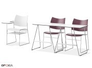 Chaises de conférence Curvy avec tablette