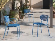 Chaise et fauteuils Mom, couleur bleu numéro 16 