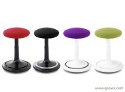 Choix de finitions pour la base des tabourets Ongo