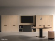 Rangements et table ronde coordonnés avec le bureau Manager Sile