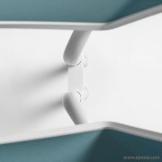 Détail attache pour chaises conférences