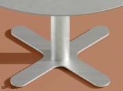 Détail socle pied de table Petal Big 1