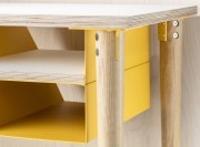 Détail rangement sous plateau