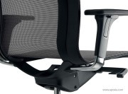 Détail mécanisme noir fauteuil Una Plus