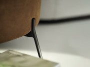 Piètement métal epoxy noir sur fauteuil Bolero