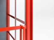Détail armature cabine acoustique Hako, rouge semi-mat