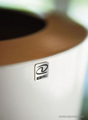 Détail pot Narnya laqué blanc