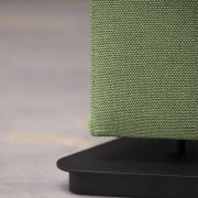 Pilier autonome acoustique BuzziTotem, détail socle