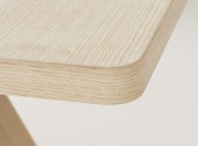 Détail plateau table de réunion Artful