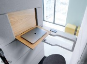 Détail table pliante pour pc portable
