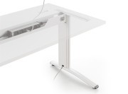 Goulotte de série pour électrification sur bureau Elise