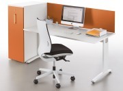 Bureau Elise avec caisson Cargo latéral et écran de séparation assorti