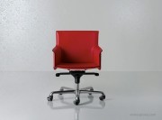 Petit fauteuil à roulettes Pasqualina cuir rouge dossier bas