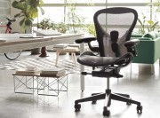 Fauteuil de bureau Aeron par Herman Miller avec soutien lombaire