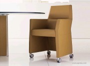 Fauteuil de réunion Web revêtu de peau