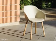 Fauteuil Lore, pieds bois