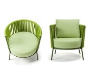 Fauteuil Désirée, dossier en cordes épaisses ton sur ton. Finitions couleurs spéciales