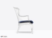 Fauteuil Pasha aux lignes transparentes