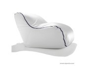 Fauteuil blanc et bleu