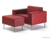 Fauteuil Hitch Mylius 18 cuir avec repose-pied