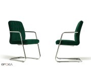 Fauteuils visiteur Artù, pied luge, tapissé en tissu velours