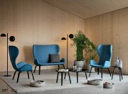 Fauteuils et sofa Dalia, dossier haut et pieds bois