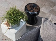 Tables basses In out cubique ou en forme de bouchon
