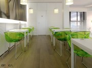 Chaises Gliss translucides 