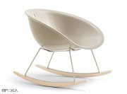 Fauteuil Gliss, coque technopolymère et piètement à bascule