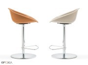 Chaises de bar Gliss, finitions cuir