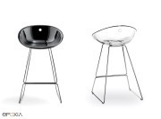 Chaises de bar Gliss, opaques ou translucides