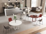 Tables rondes i Tube pied design