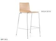 Tabouret empilable Inga 5616, assise bois