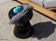 Table basse en forme de bouchon Inout