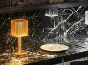 Lampes de table Gatsby. Sur batterie lumière blanche, finition ambre; Mod Carré