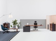 Bureau executif contemporain sur desserte porteuse Gravity