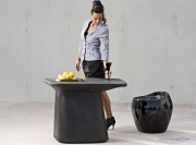 Table extérieur Noma opaque noir