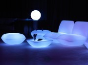Mobilier outdoor lumineux Pillow de Vondom, finition Ice basic 