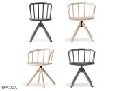 Chaise et fauteuil Nym en bois, pied pivotant