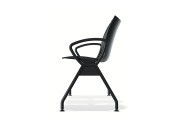 Chaises sur poutre Onyx par Casala, structure laqué noire