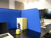 BuzziDesk Cross s'adapte à toutes les dimensions de bureaux