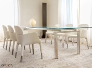 Fauteuils Ester cuir, piètements nickel