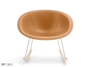Fauteuil Gliss, cuir et piètement à bascule