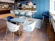 Fauteuils et tabourets Jazz pour restauration