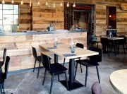 Tables Quadra carrées pour restaurant