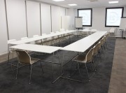 Réalisation tables de formation Class par Casala, avec chaises Kalea